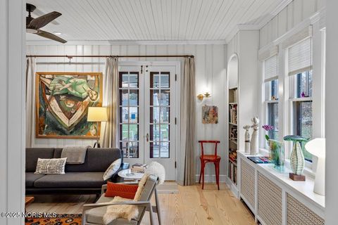 Tiny photo for 2953 Darlington Road, Toledo, OH 43606 (MLS # 10001837)