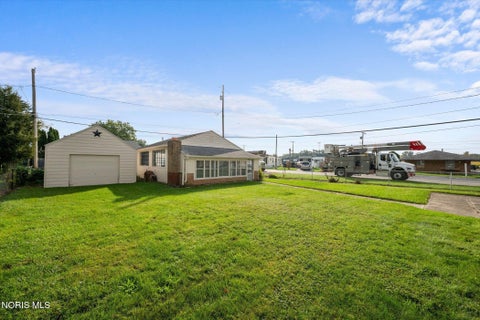 Tiny photo for 1831 Schomberg Street, Toledo, OH 43605 (MLS # 10014634)
