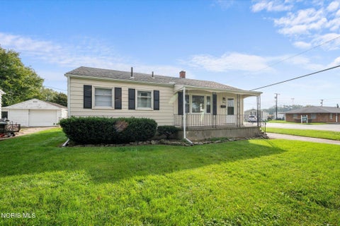 Tiny photo for 1831 Schomberg Street, Toledo, OH 43605 (MLS # 10014634)