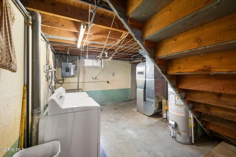 Tiny photo for 1831 Schomberg Street, Toledo, OH 43605 (MLS # 10014634)
