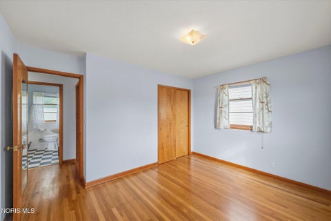 Tiny photo for 1831 Schomberg Street, Toledo, OH 43605 (MLS # 10014634)