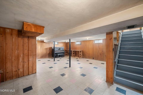Tiny photo for 1831 Schomberg Street, Toledo, OH 43605 (MLS # 10014634)