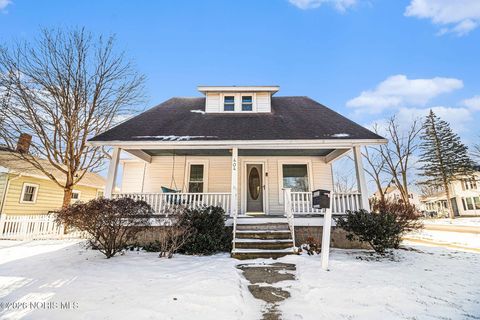 Tiny photo for 404 E Wilson Street, Bryan, OH 43506 (MLS # 10003801)