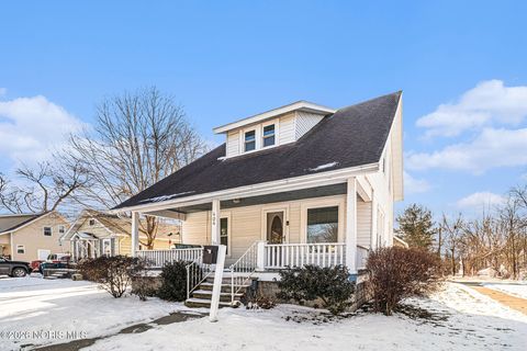 Tiny photo for 404 E Wilson Street, Bryan, OH 43506 (MLS # 10003801)