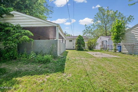 Tiny photo for 82 San Rafael Avenue, Toledo, OH 43607 (MLS # 10009103)