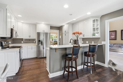 Tiny photo for 736 Parkview Drive, Findlay, OH 45840 (MLS # 10006742)