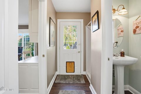 Tiny photo for 736 Parkview Drive, Findlay, OH 45840 (MLS # 10006742)