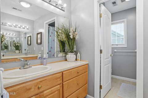 Tiny photo for 736 Parkview Drive, Findlay, OH 45840 (MLS # 10006742)