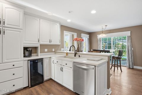 Tiny photo for 736 Parkview Drive, Findlay, OH 45840 (MLS # 10006742)