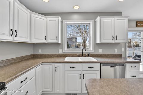 Tiny photo for 1282 Tricia Court, Perrysburg, OH 43551 (MLS # 10003495)