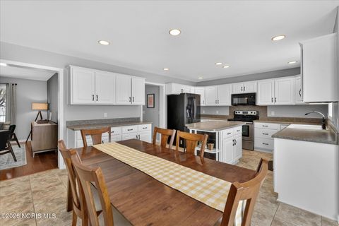 Tiny photo for 1282 Tricia Court, Perrysburg, OH 43551 (MLS # 10003495)