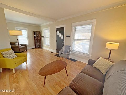 Tiny photo for 136 E Leroy Avenue, Bowling Green, OH 43402 (MLS # 10004179)