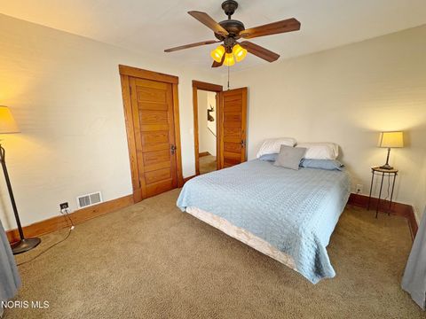 Tiny photo for 136 E Leroy Avenue, Bowling Green, OH 43402 (MLS # 10004179)