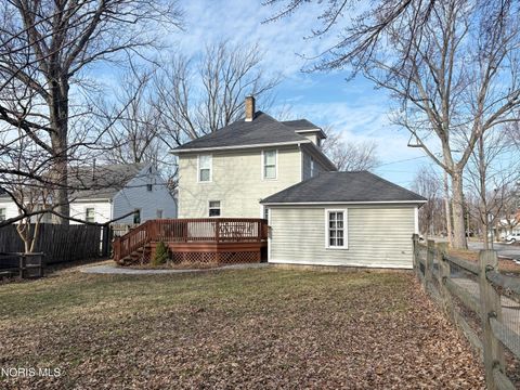 Tiny photo for 136 E Leroy Avenue, Bowling Green, OH 43402 (MLS # 10004179)