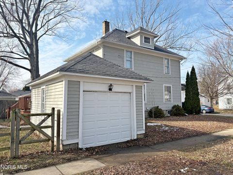 Tiny photo for 136 E Leroy Avenue, Bowling Green, OH 43402 (MLS # 10004179)