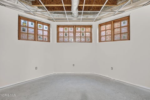 Tiny photo for 125 W Edgar Avenue, Findlay, OH 45840 (MLS # 10013081)