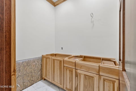 Tiny photo for 125 W Edgar Avenue, Findlay, OH 45840 (MLS # 10013081)