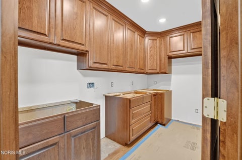 Tiny photo for 125 W Edgar Avenue, Findlay, OH 45840 (MLS # 10013081)