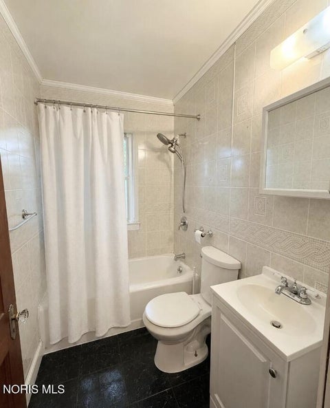 Tiny photo for 3168 Douglas Road, Toledo, OH 43606 (MLS # 10012781)
