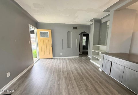 Tiny photo for 3168 Douglas Road, Toledo, OH 43606 (MLS # 10012781)