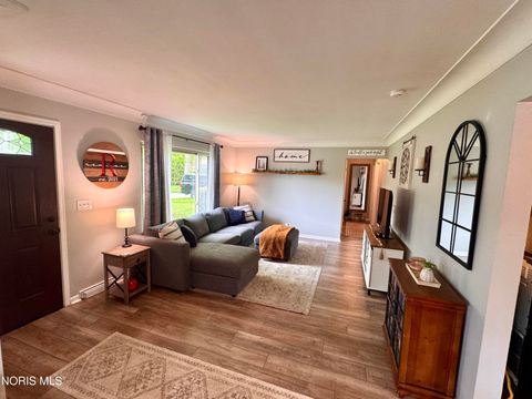 Tiny photo for 3431 Blairmont Avenue, Toledo, OH 43614 (MLS # 10007488)