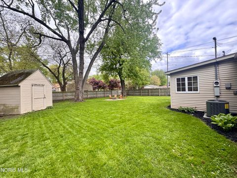 Tiny photo for 3431 Blairmont Avenue, Toledo, OH 43614 (MLS # 10007488)
