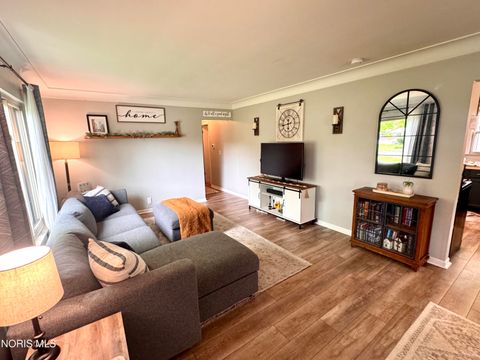 Tiny photo for 3431 Blairmont Avenue, Toledo, OH 43614 (MLS # 10007488)