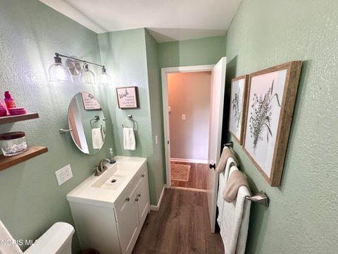 Tiny photo for 3431 Blairmont Avenue, Toledo, OH 43614 (MLS # 10007488)