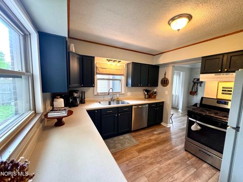 Tiny photo for 3431 Blairmont Avenue, Toledo, OH 43614 (MLS # 10007488)