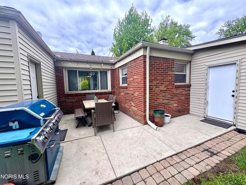 Tiny photo for 3431 Blairmont Avenue, Toledo, OH 43614 (MLS # 10007488)