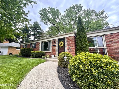 Tiny photo for 3431 Blairmont Avenue, Toledo, OH 43614 (MLS # 10007488)