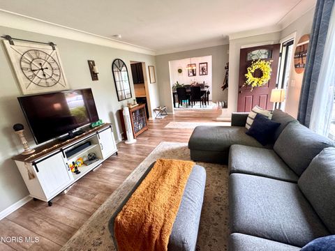 Tiny photo for 3431 Blairmont Avenue, Toledo, OH 43614 (MLS # 10007488)