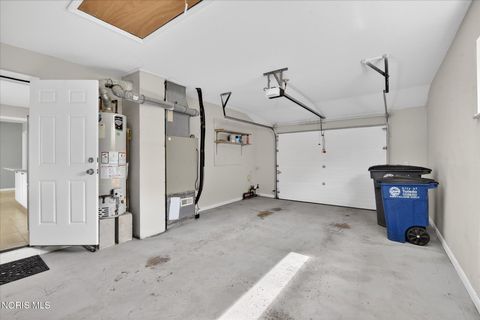 Tiny photo for 5159 Grosse Point Parkway, Toledo, OH 43611 (MLS # 10005358)