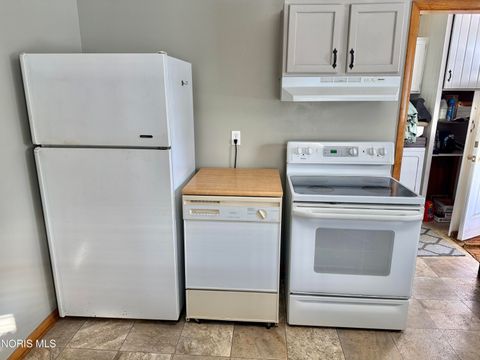 Tiny photo for 1309 Superior Street, Genoa, OH 43430 (MLS # 10004236)