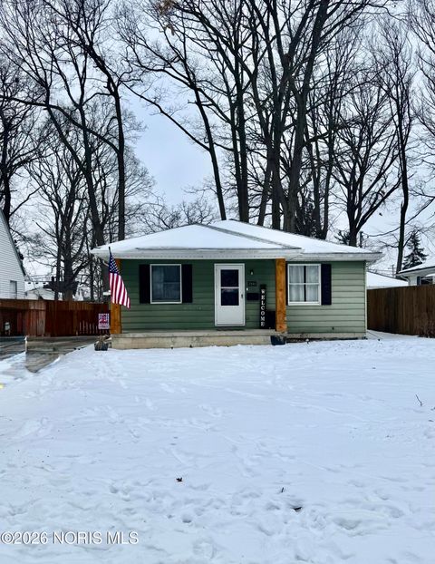 Photo of 2944 Daleford Drive, Toledo, OH 43614 (MLS # 10003793)