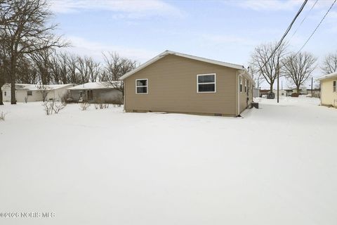 Tiny photo for 1275 Myrna Street, Defiance, OH 43512 (MLS # 10003555)