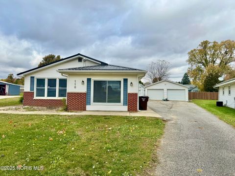 Photo of 110 Sholl Terrace, Hicksville, OH 43526 (MLS # 10000822) Photo of 110 Sholl Terrace, Hicksville, OH 43526 (MLS # 10000822)