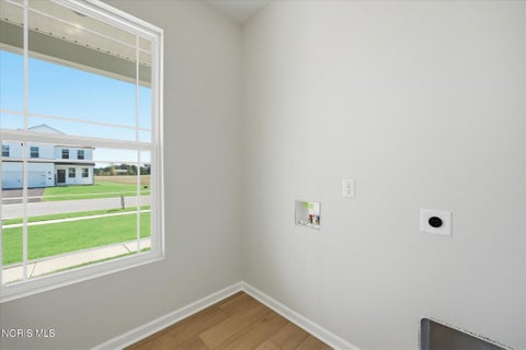 Tiny photo for 455 Cody, Oregon, OH 43616 (MLS # 10014437)