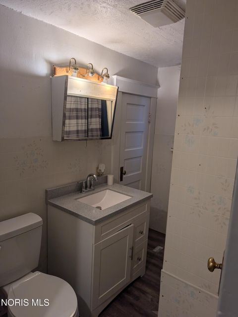 Tiny photo for 1017 Wayne Avenue, Defiance, OH 43512 (MLS # 10004571)