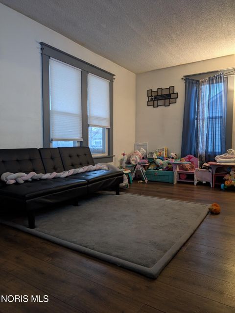 Tiny photo for 1017 Wayne Avenue, Defiance, OH 43512 (MLS # 10004571)