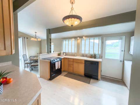 Tiny photo for 1001 Village Trail Road, Maumee, OH 43537 (MLS # 10011287)