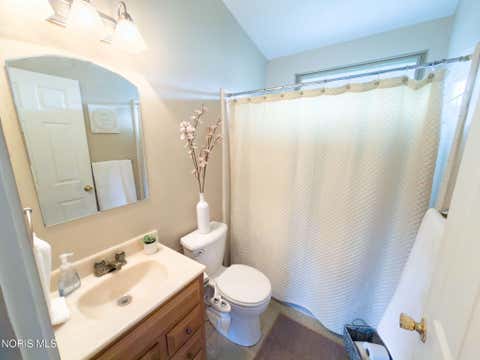 Tiny photo for 1001 Village Trail Road, Maumee, OH 43537 (MLS # 10011287)