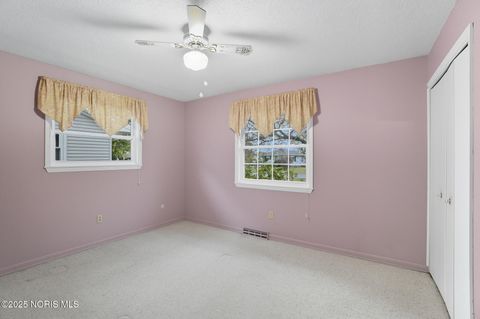 Tiny photo for 112 Tyler Drive, Walbridge, OH 43465 (MLS # 10000217)