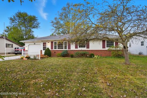 Tiny photo for 112 Tyler Drive, Walbridge, OH 43465 (MLS # 10000217)