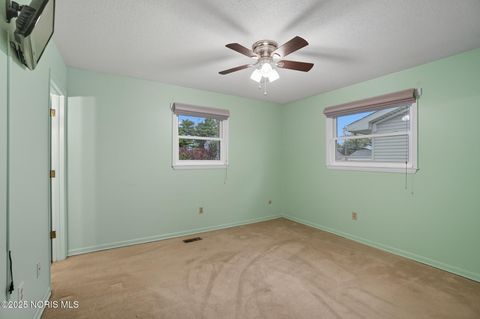 Tiny photo for 112 Tyler Drive, Walbridge, OH 43465 (MLS # 10000217)
