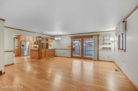Tiny photo for 112 Tyler Drive, Walbridge, OH 43465 (MLS # 10000217)