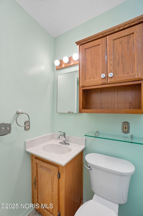 Tiny photo for 112 Tyler Drive, Walbridge, OH 43465 (MLS # 10000217)