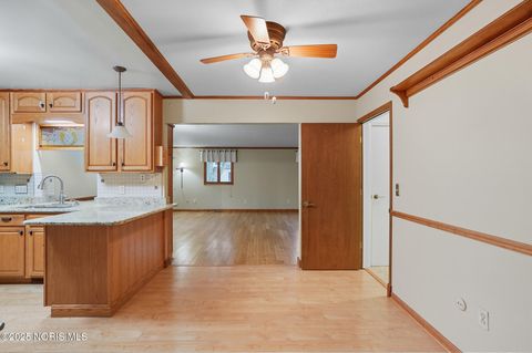 Tiny photo for 112 Tyler Drive, Walbridge, OH 43465 (MLS # 10000217)