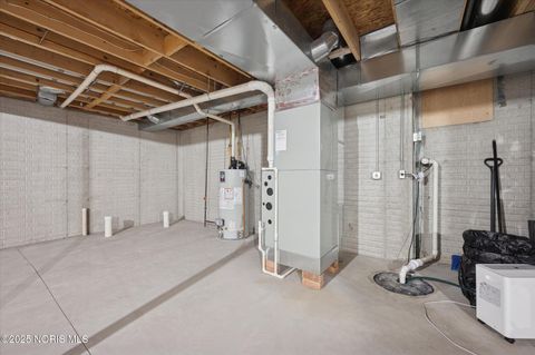 Tiny photo for 7736 Woodstone Drive, Maumee, OH 43537 (MLS # 10002113)