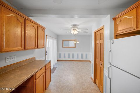 Tiny photo for 1703 Nevada Street, Toledo, OH 43605 (MLS # 10004668)